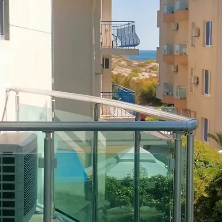 아파트 In Del Sol *